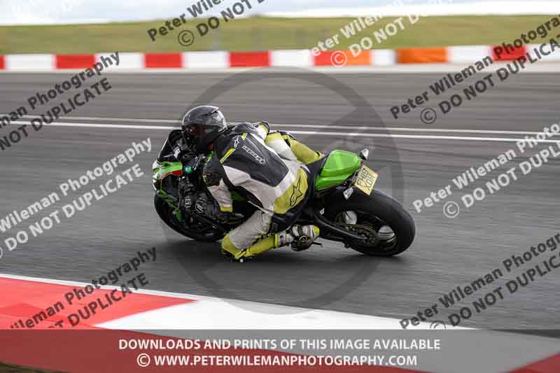 cadwell no limits trackday;cadwell park;cadwell park photographs;cadwell trackday photographs;enduro digital images;event digital images;eventdigitalimages;navarra;no limits trackdays;peter wileman photography;racing digital images;trackday digital images;trackday photos